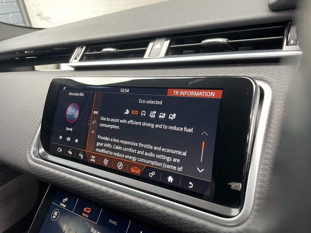 USED 2019 19 LAND ROVER RANGE ROVER VELAR 2.0 R-DYNAMIC SE 5d 178 BHP 
