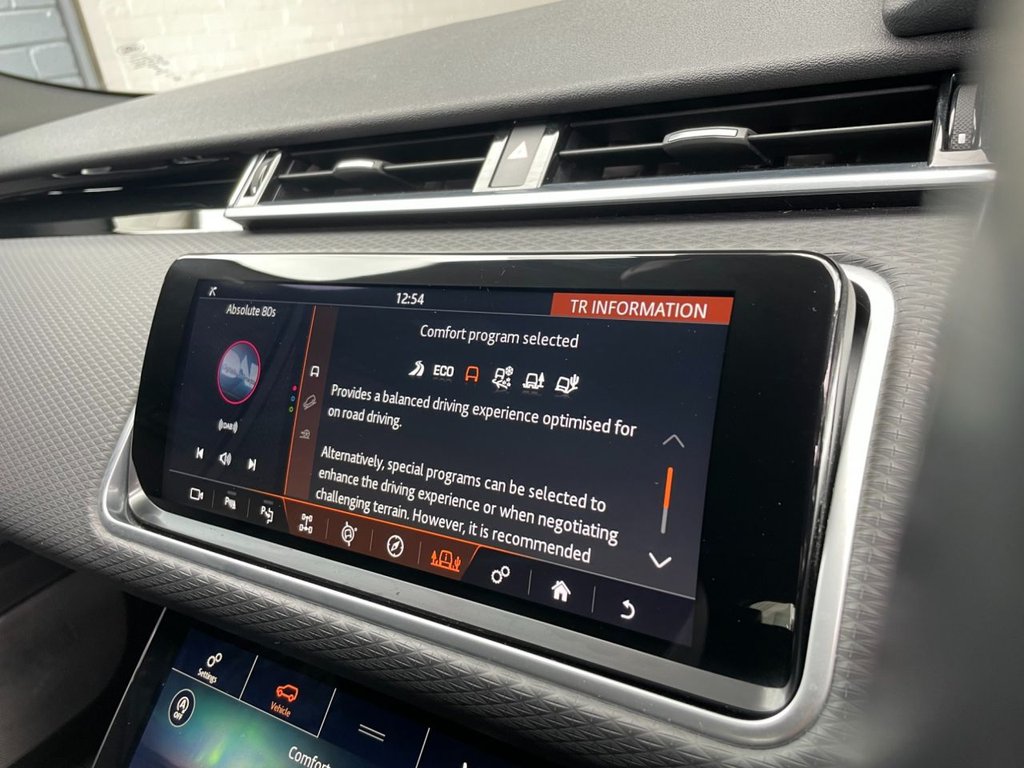 USED 2019 19 LAND ROVER RANGE ROVER VELAR 2.0 R-DYNAMIC SE 5d 178 BHP 