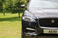 USED 2016 66 JAGUAR F-PACE 2.0d (180) R-Sport AWD 5dr Automatic Euro 6 (Premium InControl Navigation, Privacy, DAB Radio,20