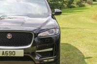 USED 2016 66 JAGUAR F-PACE 2.0d (180) R-Sport AWD 5dr Automatic Euro 6 (Premium InControl Navigation, Privacy, DAB Radio,20