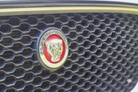 USED 2016 66 JAGUAR F-PACE 2.0d (180) R-Sport AWD 5dr Automatic Euro 6 (Premium InControl Navigation, Privacy, DAB Radio,20