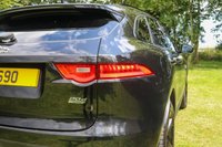USED 2016 66 JAGUAR F-PACE 2.0d (180) R-Sport AWD 5dr Automatic Euro 6 (Premium InControl Navigation, Privacy, DAB Radio,20