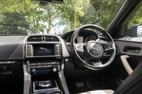 USED 2016 66 JAGUAR F-PACE 2.0d (180) R-Sport AWD 5dr Automatic Euro 6 (Premium InControl Navigation, Privacy, DAB Radio,20