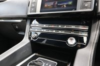 USED 2016 66 JAGUAR F-PACE 2.0d (180) R-Sport AWD 5dr Automatic Euro 6 (Premium InControl Navigation, Privacy, DAB Radio,20