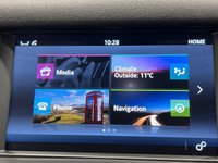 USED 2017 17 LAND ROVER DISCOVERY SPORT 2.0 TD4 HSE LUXURY 5d 180 BHP Corris Grey Metallic , HSE LUXURY  Panoramic Glass Roof, Full Ebony Black Leather