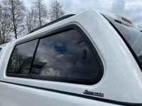USED 2015 65 TOYOTA HI-LUX 2.5 ACTIVE 4X4 D-4D DCB 142 BHP NO VAT ** NO VAT ** CANOPY