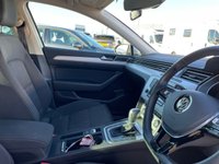 USED 2017 17 VOLKSWAGEN PASSAT 2.0 SE BUSINESS TDI BLUEMOTION TECH DSG 4d 148 BHP ONLY 1 OWNER PLUS SUPPLYING DEALER FROM NEW+ULTRA LOW MILEAGE+SERVICE HISTORY+OUTSTANDING CONDITION+SATELLITE NAVIGATION+BLUETOOTH+PARK ASSIST+AUTOMATIC TRANSMISSION+ 1 FULL YEARS MOT PRIOR TO COLLECTION+FINANCE AND EXTENDED WARRANTY AVAIABLE ON THIS USED VEHICLE!!!!!!!