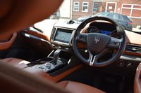 USED 2019 19 MASERATI LEVANTE 3.0 V6 5d 345 BHP PANORAMIC ROOF / 21" ALLOYS