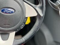 USED 2015 65 FORD KA 1.2 ZETEC 3d 69 BHP 15 INCH ALLOY WHEELS +  BLUETOOTH CONNECTIVITY +  USB +  AUX +  AIR CONDITIONING  REAR PRIVACY GLASS