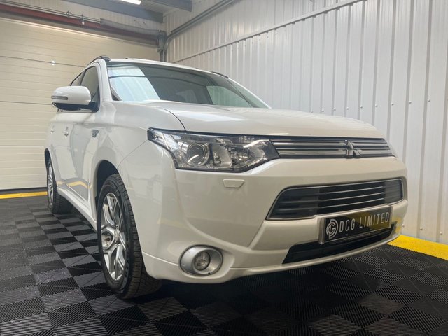 2014 64 Mitsubishi Outlander 2.0 PHEV GX 4H 5d 162 BHP