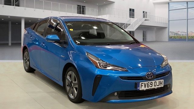 2020 69 Toyota Prius 1.8 VVT-I BUSINESS EDITION PLUS 5d 121 BHP
