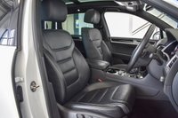 USED 2016 66 VOLKSWAGEN TOUAREG 3.0 V6 R-LINE PLUS TDI BLUEMOTION TECHNOLOGY 5d 259 BHP Pan Roof, Deployable Tow Bar