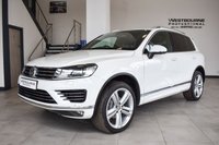 USED 2016 66 VOLKSWAGEN TOUAREG 3.0 V6 R-LINE PLUS TDI BLUEMOTION TECHNOLOGY 5d 259 BHP Pan Roof, Deployable Tow Bar