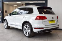 USED 2016 66 VOLKSWAGEN TOUAREG 3.0 V6 R-LINE PLUS TDI BLUEMOTION TECHNOLOGY 5d 259 BHP Pan Roof, Deployable Tow Bar
