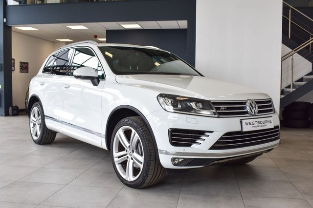 2016 66 Volkswagen Touareg 3.0 V6 R-LINE PLUS TDI BLUEMOTION TECHNOLOGY 5d 259 BHP