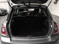 USED 2010 10 MINI HATCH COOPER 1.6 COOPER GRAPHITE 3d 118 BHP Leather Bluetooth