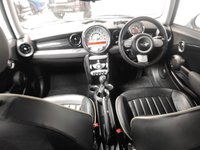 USED 2010 10 MINI HATCH COOPER 1.6 COOPER GRAPHITE 3d 118 BHP Leather Bluetooth