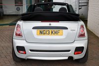 USED 2013 13 MINI CONVERTIBLE 1.6 ONE CONVERTIBLE 6-SPEED (SPORT PACK) 98 BHP Sport Pack / Bluetooth / Cruise