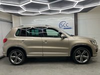 USED 2014 64 VOLKSWAGEN TIGUAN 2.0 TDI BlueMotion Tech R-Line SUV 5dr Diesel Manual 4WD Euro 5 (s/s) (Nav) (177 ps) Cruise,DAB,P.Assist