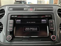 USED 2014 64 VOLKSWAGEN TIGUAN 2.0 TDI BlueMotion Tech R-Line SUV 5dr Diesel Manual 4WD Euro 5 (s/s) (Nav) (177 ps) Cruise,DAB,P.Assist