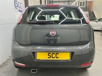 USED 2014 63 FIAT PUNTO 1.2 EASY 5d 69 BHP P.Sensors, A/C, AUX, P.Connect