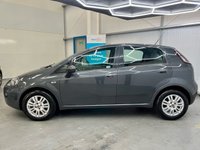 USED 2014 63 FIAT PUNTO 1.2 EASY 5d 69 BHP P.Sensors, A/C, AUX, P.Connect