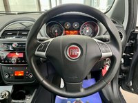 USED 2014 63 FIAT PUNTO 1.2 EASY 5d 69 BHP P.Sensors, A/C, AUX, P.Connect