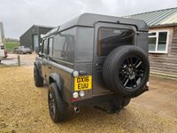 USED 2016 16 LAND ROVER DEFENDER 2.2 TD UTILITY WAGON 122 BHP Full Service History