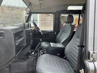 USED 2016 16 LAND ROVER DEFENDER 2.2 TD UTILITY WAGON 122 BHP Full Service History