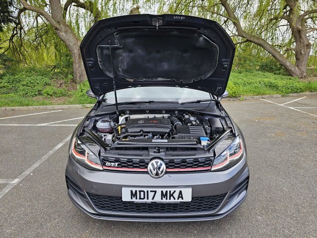 View our VOLKSWAGEN GOLF