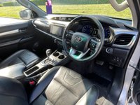 USED 2016 66 TOYOTA HI-LUX 2.4 INVINCIBLE X 4WD D-4D DCB 148 BHP CHOICES OF 4X4 IN STOCK  !