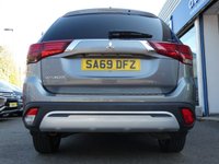 USED 2019 69 MITSUBISHI OUTLANDER 2.0 EXCEED 5d 148 BHP 7 Seats, Leather, Sat Nav,360 Cam, Heated Seats, Heated Steering Wheel, Apple Car Play, Android Auto. Full Mitsubishi service history, ULEZ AND CAZ OK