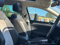 USED 2017 67 VOLKSWAGEN PASSAT 1.6L GT TDI BLUEMOTION TECHNOLOGY 5d 119 BHP 