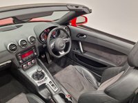 USED 2012 12 AUDI TT 2.0 TFSI (211 PS) S LINE BLACK EDITION 2DR ROADSTER CONVERTIBLE (S/S) + LEATHER / ALCANTARA SPORT SEATS + BOSE + RADIO- 6 DISC CD MULTICHANGER + Bi-XENONS / L.E.D.S + REVERSE PARK AID + 19S 19S+LEATHER / ALCANTARA+BOSE+RADIO-6 CD MULTICHANGER