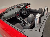 USED 2012 12 AUDI TT 2.0 TFSI (211 PS) S LINE BLACK EDITION 2DR ROADSTER CONVERTIBLE (S/S) + LEATHER / ALCANTARA SPORT SEATS + BOSE + RADIO- 6 DISC CD MULTICHANGER + Bi-XENONS / L.E.D.S + REVERSE PARK AID + 19S 19S+LEATHER / ALCANTARA+BOSE+RADIO-6 CD MULTICHANGER