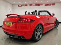 USED 2012 12 AUDI TT 2.0 TFSI (211 PS) S LINE BLACK EDITION 2DR ROADSTER CONVERTIBLE (S/S) + LEATHER / ALCANTARA SPORT SEATS + BOSE + RADIO- 6 DISC CD MULTICHANGER + Bi-XENONS / L.E.D.S + REVERSE PARK AID + 19S 19S+LEATHER / ALCANTARA+BOSE+RADIO-6 CD MULTICHANGER
