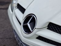 USED 2009 59 MERCEDES-BENZ SLK SLK200 KOMPRESSOR 2LOOK EDITION 2d 161 BHP MERCEDES SPECIALIST