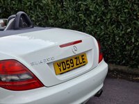 USED 2009 59 MERCEDES-BENZ SLK SLK200 KOMPRESSOR 2LOOK EDITION 2d 161 BHP MERCEDES SPECIALIST