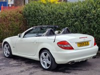 USED 2009 59 MERCEDES-BENZ SLK SLK200 KOMPRESSOR 2LOOK EDITION 2d 161 BHP MERCEDES SPECIALIST