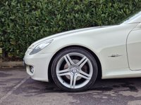 USED 2009 59 MERCEDES-BENZ SLK SLK200 KOMPRESSOR 2LOOK EDITION 2d 161 BHP MERCEDES SPECIALIST