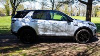 USED 2015 65 LAND ROVER DISCOVERY SPORT 2.0 TD4 (180) HSE 7 Seat 5dr AWD 6 Speed Manual Euro 6 (Black Stealth Pack / Panoramic Sunroof / Premium Navigation) !! NATIONWIDE DELIVERY AVAILABLE !!
