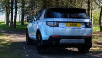 USED 2015 65 LAND ROVER DISCOVERY SPORT 2.0 TD4 (180) HSE 7 Seat 5dr AWD 6 Speed Manual Euro 6 (Black Stealth Pack / Panoramic Sunroof / Premium Navigation) !! NATIONWIDE DELIVERY AVAILABLE !!
