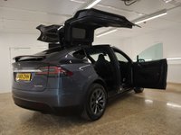 USED 2019 69 TESLA MODEL X PERFORM LUDICROUS AWD 5d 605 BHP PACKED WITH FACTORY EXTRAS  20 INCH SILVER WHEELS ALL BLACK PREMIUM INTERIOR LEATHER WITH FIGURED ASH WOOD DECOR,AUTOPILOT SEVEN SEATS PAY AS YOU GO CHARGING