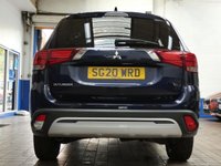 USED 2020 20 MITSUBISHI OUTLANDER 2.0 EXCEED 5d 148 BHP 7 SEATS SAT NAV LEATHER REAR VIEW CAMERA CRUISE CONTROL 1 OWNER MITSUBISHI WARRANTY TILL MARCH 2025