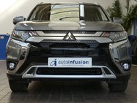 USED 2020 70 MITSUBISHI OUTLANDER 2.0 EXCEED 5d 148 BHP 7 SEATS 4WD SAT NAV LEATHER CAMERA CRUISE CONTROL PARKING SENSORS 1 OWNER MITSUBISHI WARRANTY TILL DEC 2025