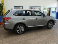 USED 2020 70 MITSUBISHI OUTLANDER 2.0 EXCEED 5d 148 BHP 7 SEATS 4WD SAT NAV LEATHER CAMERA CRUISE CONTROL PARKING SENSORS 1 OWNER MITSUBISHI WARRANTY TILL DEC 2025