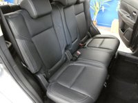 USED 2020 70 MITSUBISHI OUTLANDER 2.0 EXCEED 5d 148 BHP 7 SEATS 4WD SAT NAV LEATHER CAMERA CRUISE CONTROL PARKING SENSORS 1 OWNER MITSUBISHI WARRANTY TILL DEC 2025