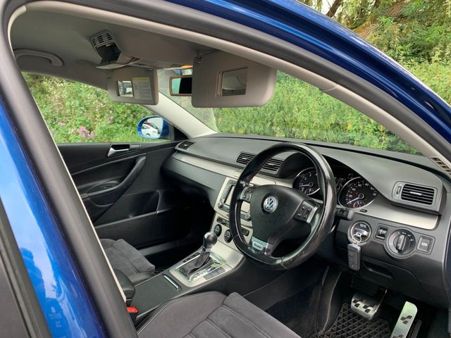 View our VOLKSWAGEN PASSAT