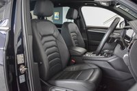USED 2018 68 VOLKSWAGEN TOUAREG 3.0 V6 R-LINE TDI 5d 282 BHP Pan Roof, Sat Nav, Htd Seats