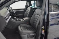 USED 2018 68 VOLKSWAGEN TOUAREG 3.0 V6 R-LINE TDI 5d 282 BHP Pan Roof, Sat Nav, Htd Seats